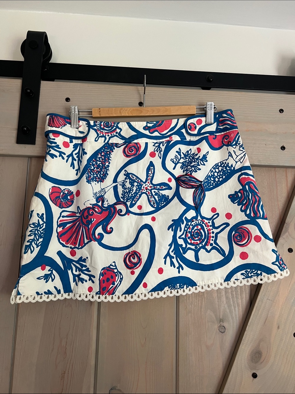 Lilly Pulitzer White Mini Skort with Blue & Pink Nautical Motif - Picture 3 of 3